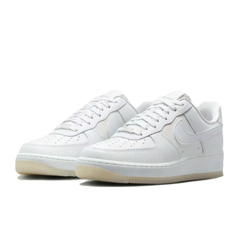 ナイキ エア フォース 1 ロー ミニマリスト、スタイリッシ - Nike Shoes Air Force 1 のレビューと価格