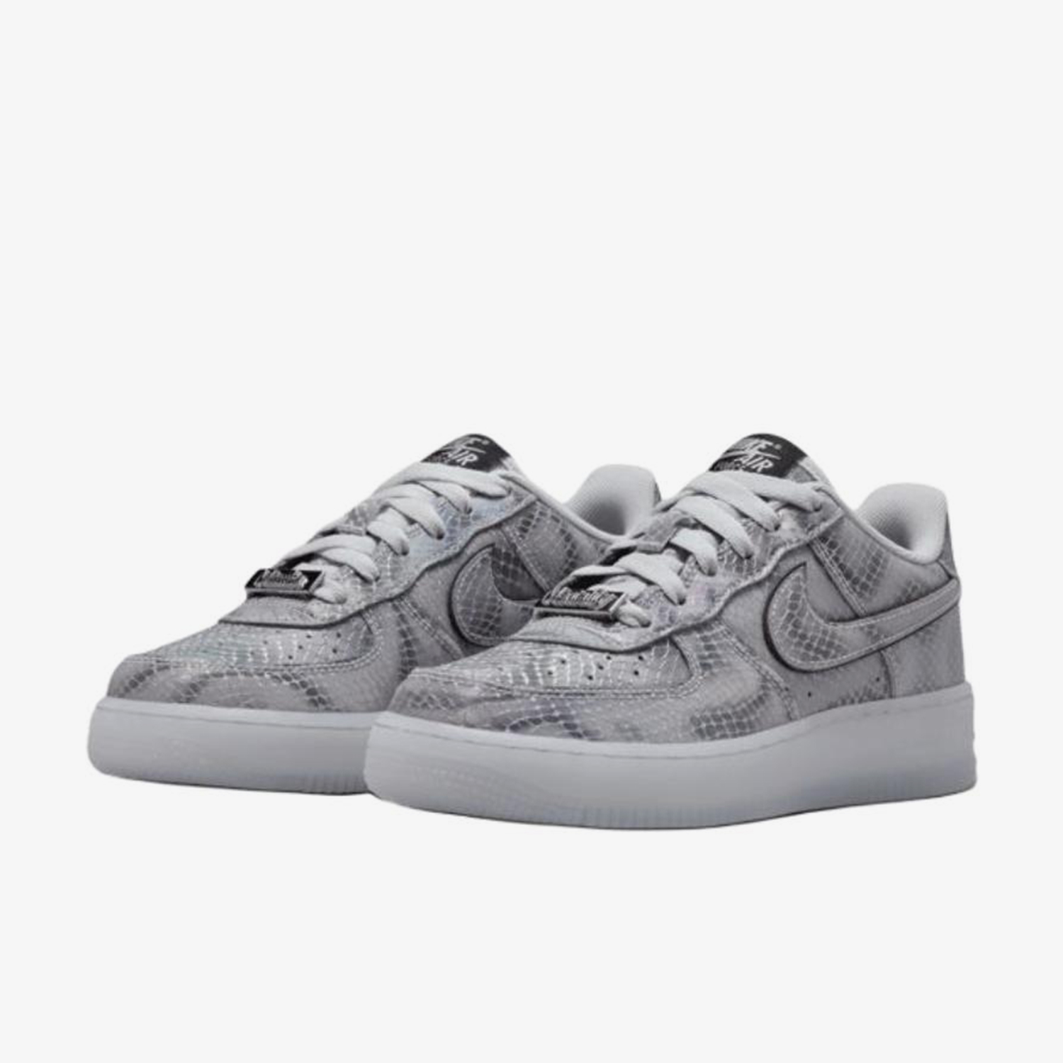 ナイキ純正エアフォース1 GS 女性用・子供用ファッショナブ - Nike Shoes Air Force 1 のレビューと価格