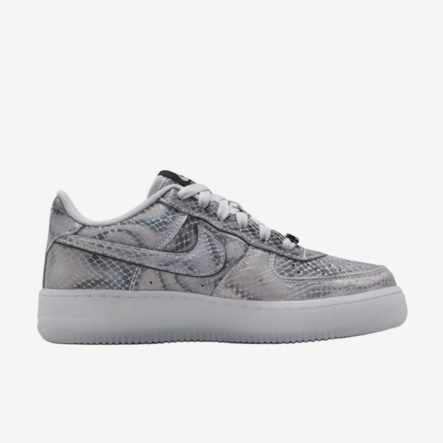ナイキ純正エアフォース1 GS 女性用・子供用ファッショナブ - Nike Shoes Air Force 1 のレビューと価格